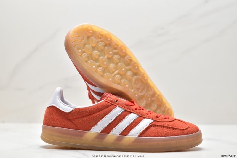 Adidas Sneakers